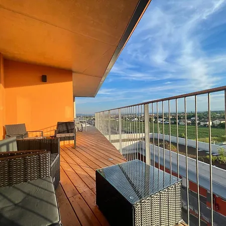 Appartamento 100 Qm Penthouse, Self-check-in, 2 Parkplaetze Graz
