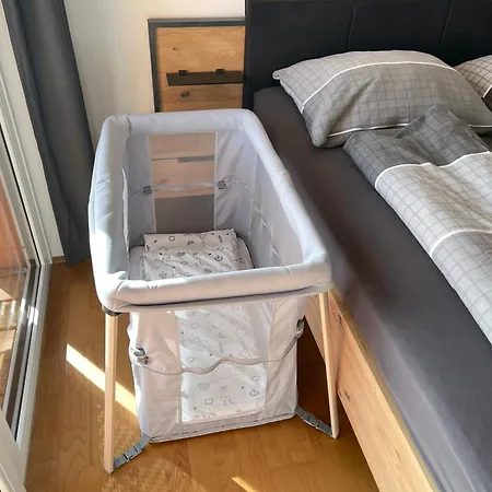100 Qm Penthouse, Self-check-in, 2 Parkplaetze Appartamento *