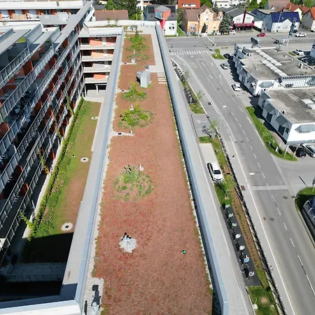 Appartamento 100 Qm Penthouse, Self-check-in, 2 Parkplaetze *
