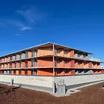 100 Qm Penthouse, Self-check-in, 2 Parkplätze Apartment *