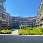 Daire 100 Qm Penthouse, Self-check-in, 2 Parkplaetze Graz