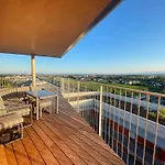 Apartment 100 Qm Penthouse, Self-check-in, 2 Parkplaetze