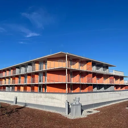 100 Qm Penthouse, Self-check-in, 2 Parkplaetze Apartamento *