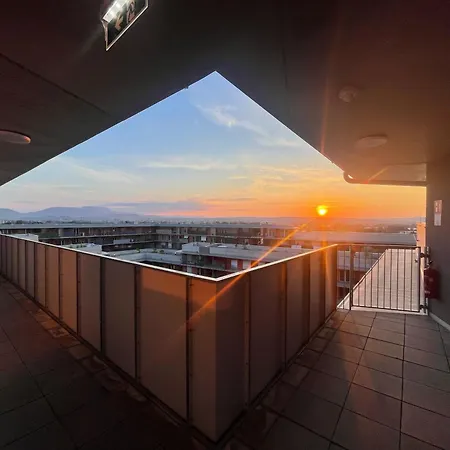 100 Qm Penthouse, Self-check-in, 2 Parkplaetze * גראץ