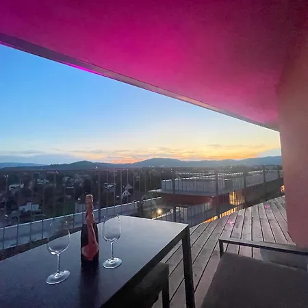 Lejlighed 100 Qm Penthouse, Self-check-in, 2 Parkplaetze