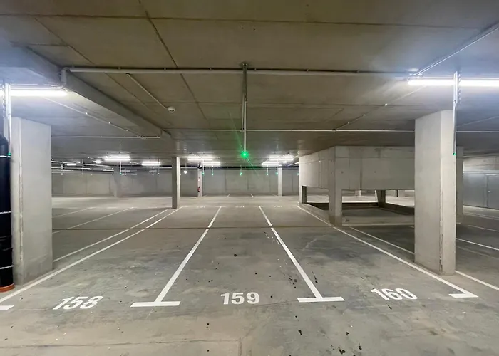 Appartement 100 Qm Penthouse, Self-check-in, 2 Parkplaetze *