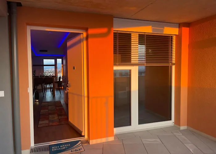 شقة 100 Qm Penthouse, Self-check-in, 2 Parkplaetze *